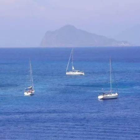 Casa Pirrera Asinelli Santa Margherita (Lipari)
